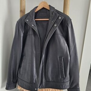 Roundtree & Yorke Black Lamb Skin Leather Jacket